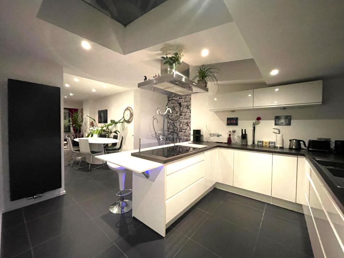 Modern 1Br House Near Heysel, Expo, Palais 12, Atomium, Uzvub Et Stade Roi Baudouin Daire Wemmel Dış mekan fotoğraf
